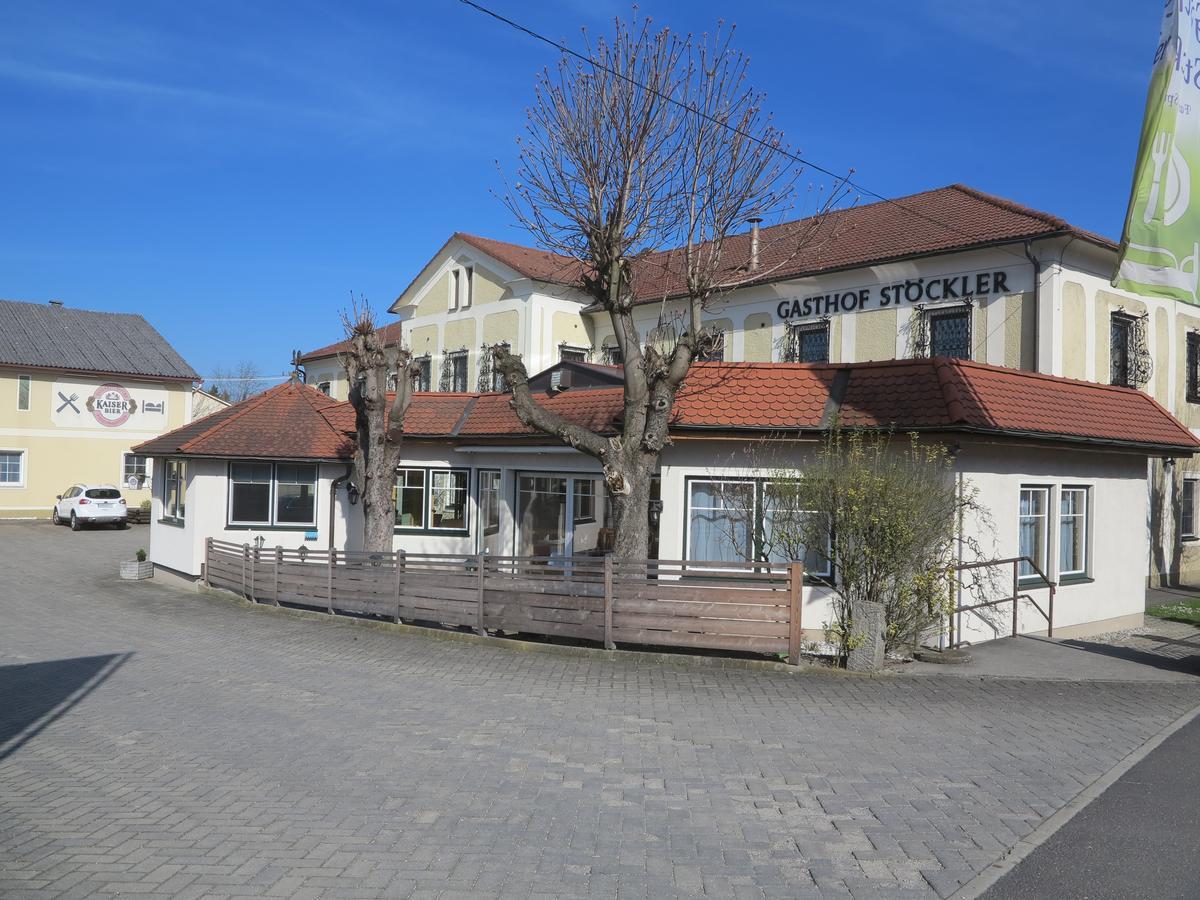 Hotel Gasthof Stoeckler Enns Exterior foto