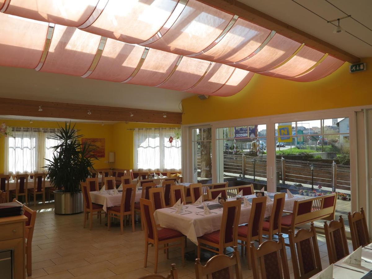 Hotel Gasthof Stoeckler Enns Exterior foto